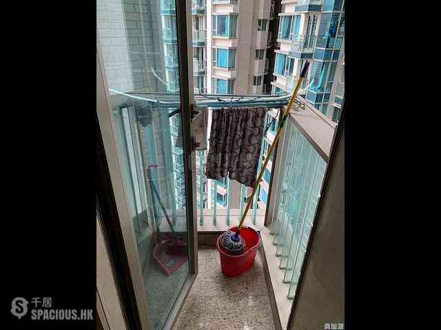 Yau Ma Tei - The Coronation Tower 2 10