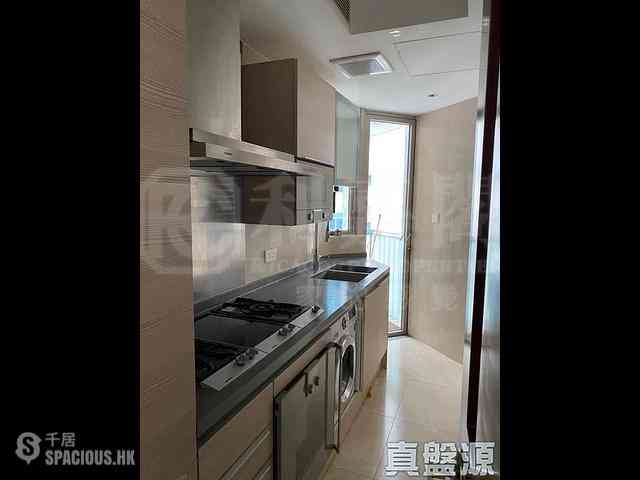 Yau Ma Tei - The Coronation Tower 2 12