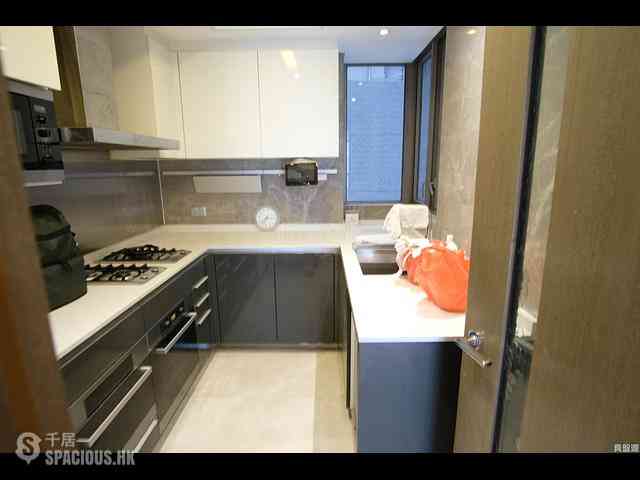 Jordan - The Austin Block 2A 10