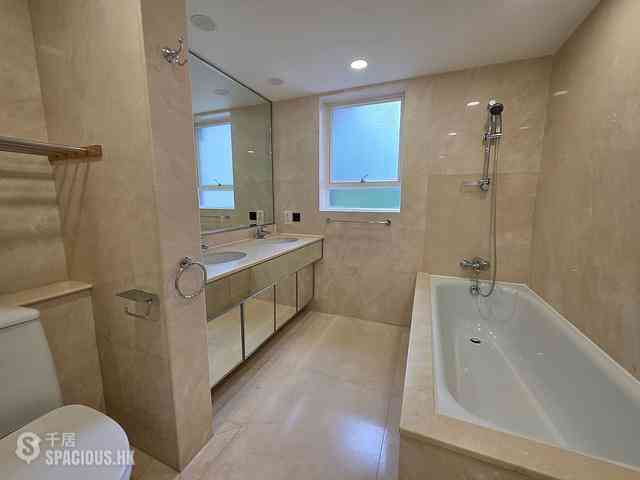 Mid Levels Central - Tregunter Block 1 04
