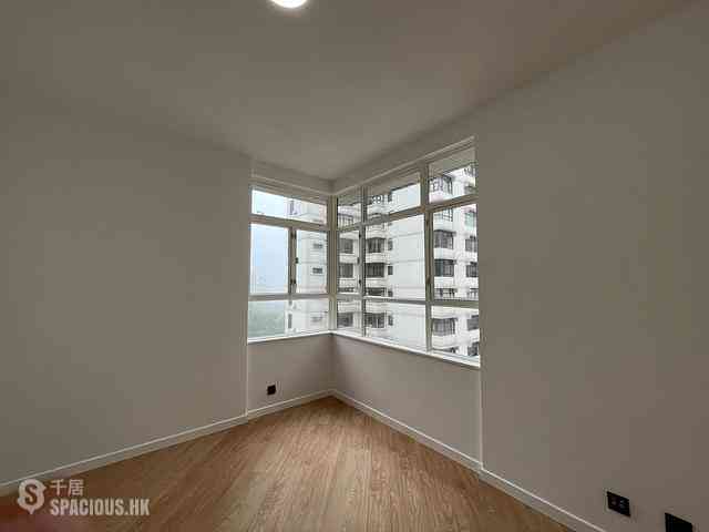 Mid Levels Central - Tregunter Block 1 03