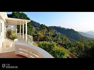 司徒拔道 - 金马麟山道8号 24