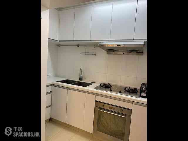Wan Chai - Phoenix Court Block 4 04