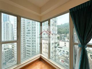 Happy Valley - Le Village 03