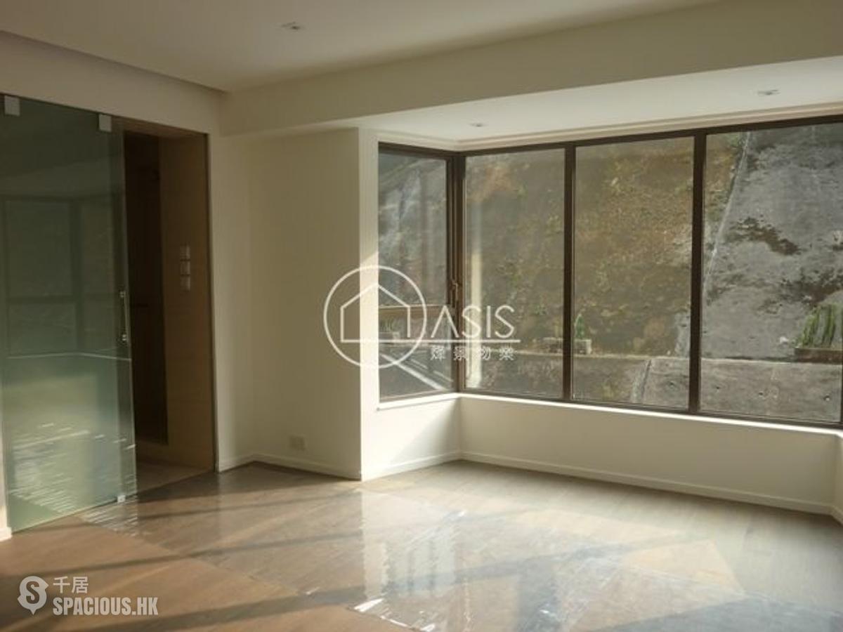 The Peak - Altadena House 01