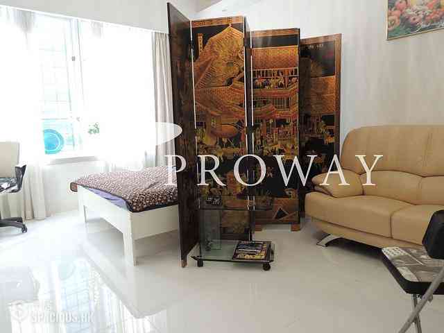 Wan Chai - Convention Plaza Apartments 01