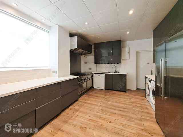 The Peak - La Hacienda Block A 04