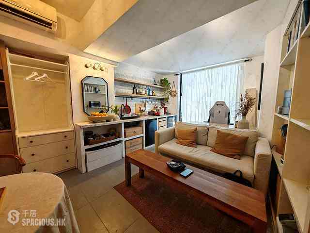 Sai Ying Pun - Yen Shun Mansion 03