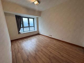 West Kowloon - The Harbourside Block 3 09