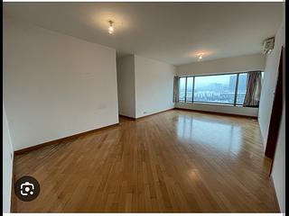 West Kowloon - Sorrento Phase 2 Block 1 02