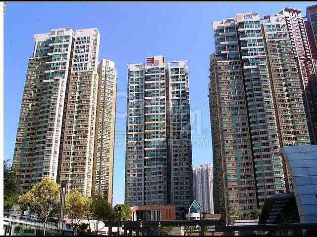 West Kowloon - The Waterfront Phase 1 01