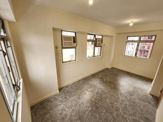 Sai Ying Pun - Fung Yat Building 11