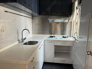 Sai Ying Pun - Yuk Ming Towers Block 1 02