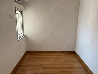 Sai Ying Pun - Yuk Ming Towers Block 1 05