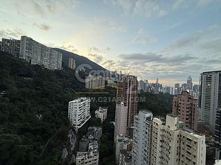 Happy Valley - The Altitude 02