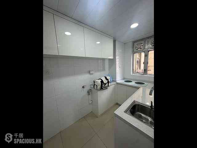 North Point - Kiu Kwan Mansion 03