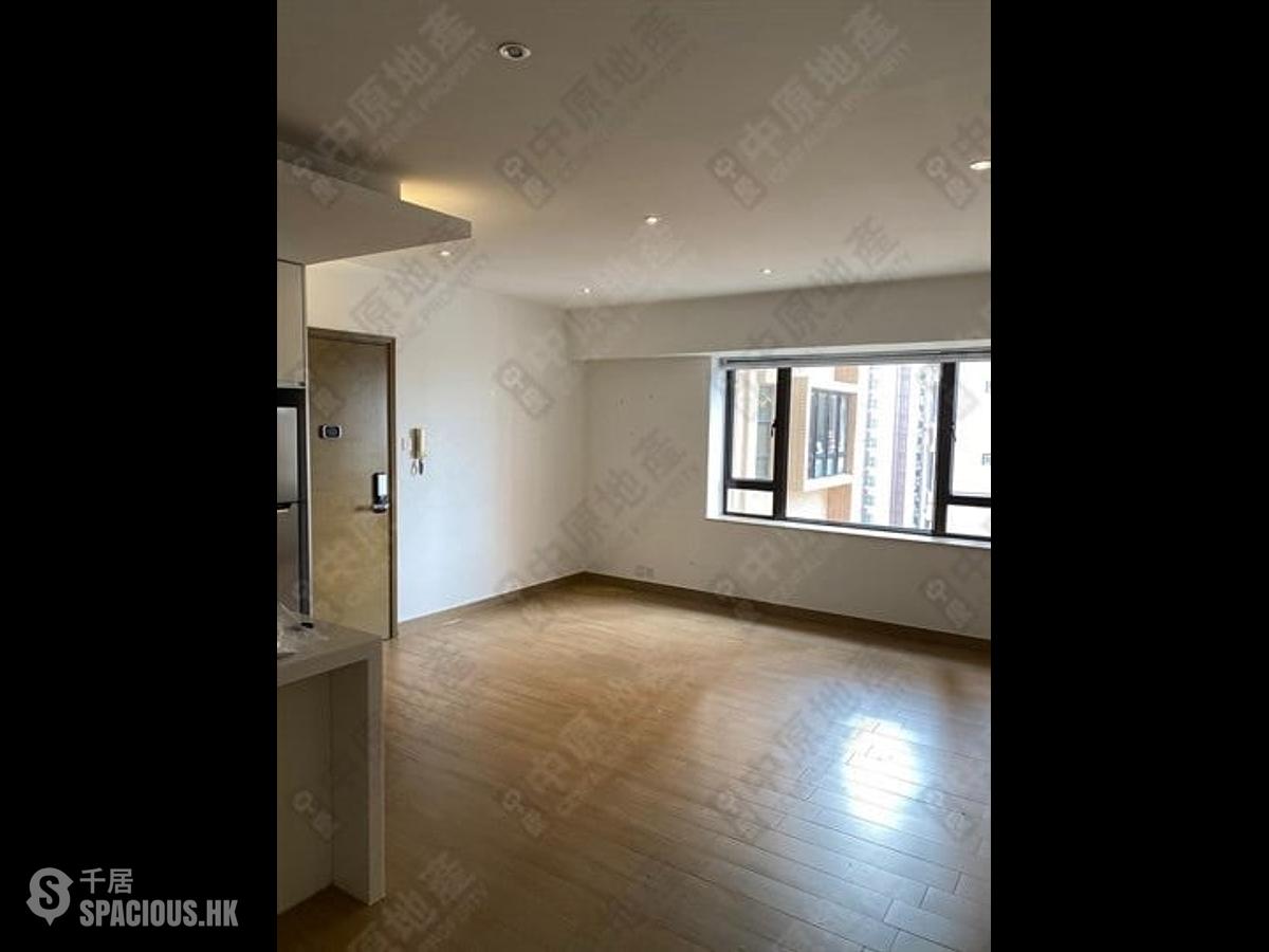 Mid Levels Central - Robinson Heights Block 1 01
