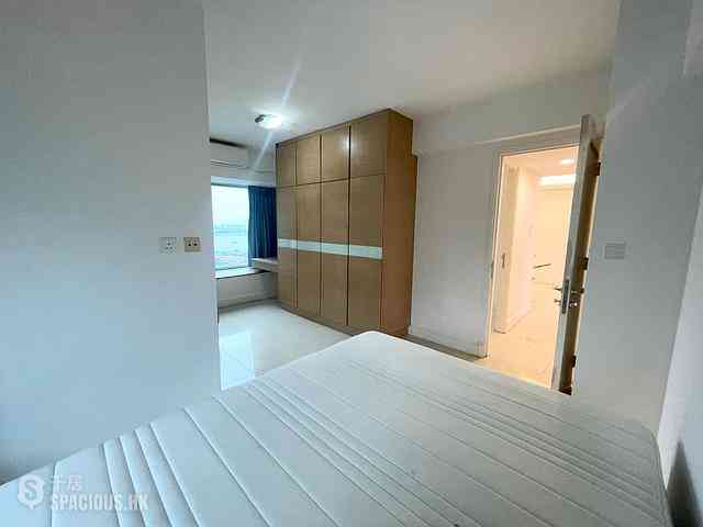 Tung Chung - Caribbean Coast Phase 3 Carmel Cove Tower 9 06