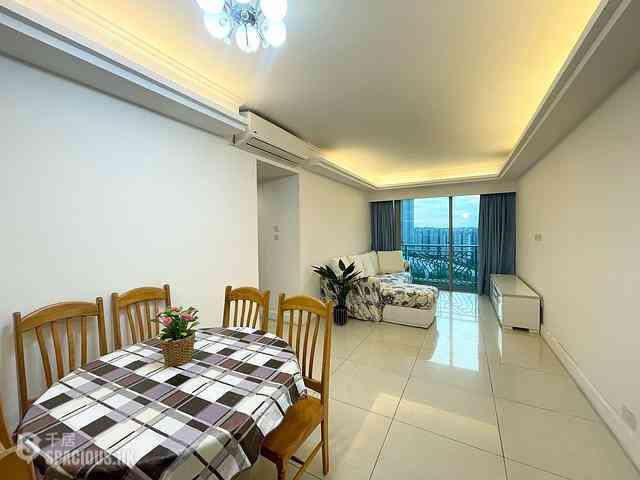 Tung Chung - Caribbean Coast Phase 3 Carmel Cove Tower 9 03