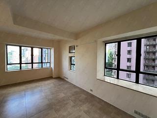 Mid Levels Central - Robinson Heights Block 1 07