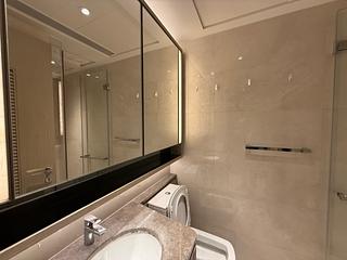 Wong Chuk Hang - The Southside Phase 1 Southland Tower 2B 03