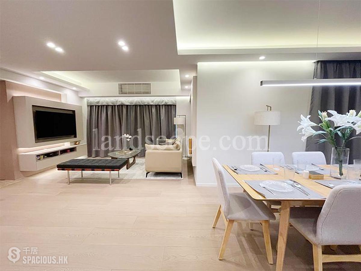 Mid Levels Central - Elegant Terrace 01