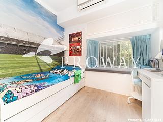 Happy Valley - Ventris Place 09