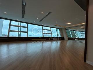 Repulse Bay - The Lily 12