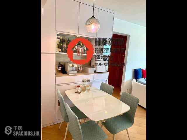 Tai Kok Tsui - The Long Beach Tower 1 03