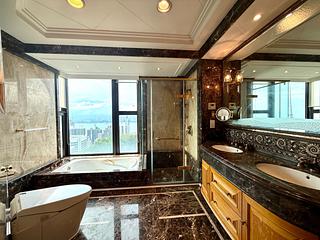 Mid Levels West - 1, Po Shan Road 15