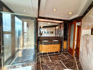 Mid Levels West - 1, Po Shan Road 16