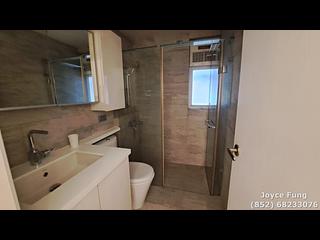 Mid Levels Central - Elegant Terrace 04