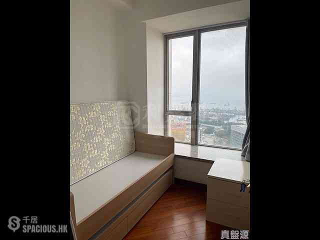 Yau Ma Tei - The Coronation Tower 2 08