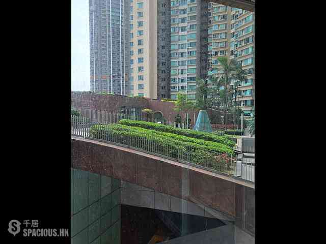 West Kowloon - The Waterfront Phase 1 12
