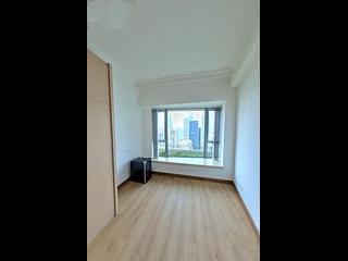 Mid Levels Central - Regence Royale Tower 1 14