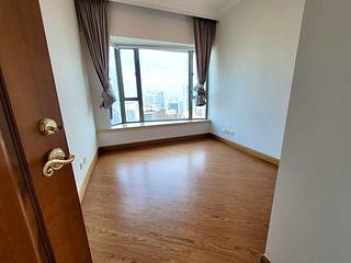 Mid Levels Central - Regence Royale Tower 1 08