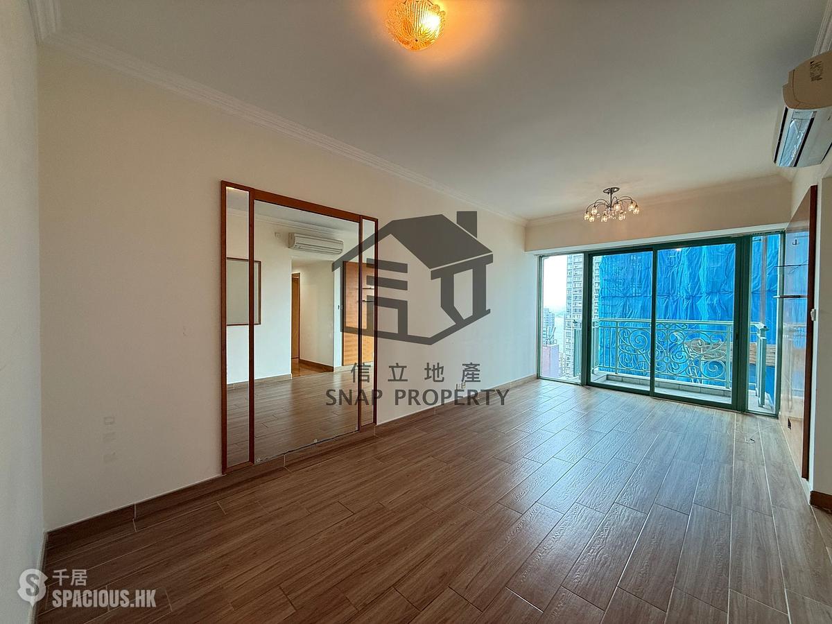 Sai Ying Pun - Bon-Point 01