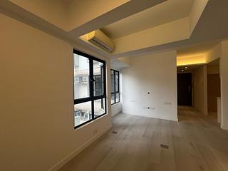 Mid Levels Central - Vantage Park Block 2 04