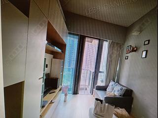 Tseung Kwan O - Twin Peaks Block 1 02