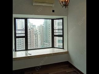 Mid Levels Central - Flourish Court 17