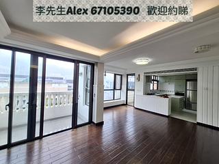 Yau Yat Chuen - Parc Oasis Block 16 04
