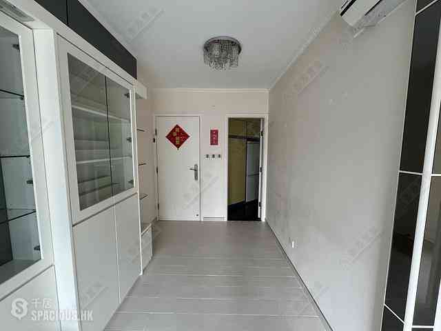 Tseung Kwan O - Tseung Kwan O Plaza Phase 2 Block 7 02