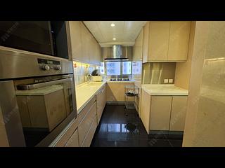 Mid Levels Central - Tregunter Tower 3 09