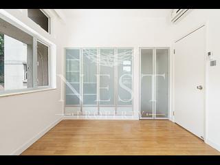 Stanley - Faber Court 04