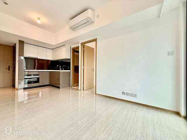 Gold Coast / So Kwun Wat - Mori Tower 3 01