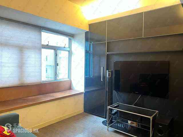Sai Ying Pun - Hoi Sing Building 03