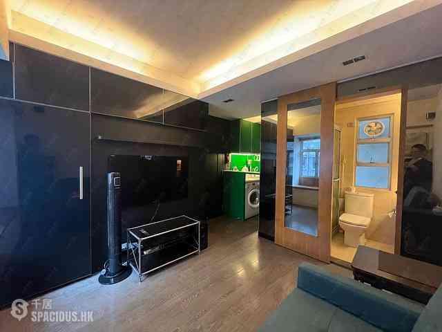 Sai Ying Pun - Hoi Sing Building 04