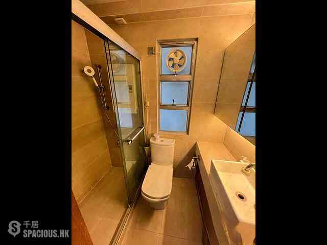 Sai Ying Pun - Hoi Sing Building 07