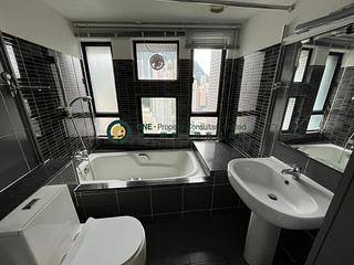Mid Levels Central - Birchwood Place 08