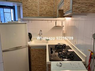 Sai Ying Pun - Kam Fung Mansion 05